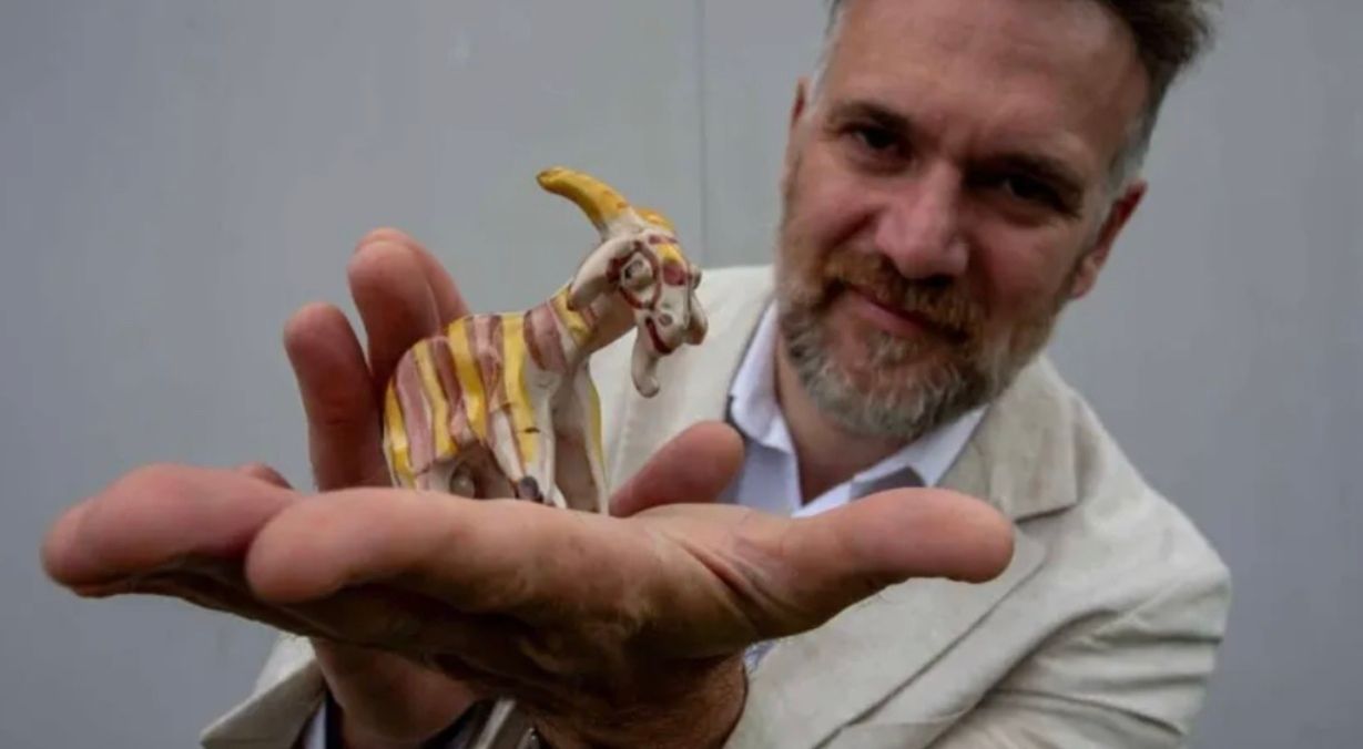 Керамічну козу продали на аукціоні за 14 тисяч доларів Керамічну козу продали на аукціоні за 14 тисяч доларів